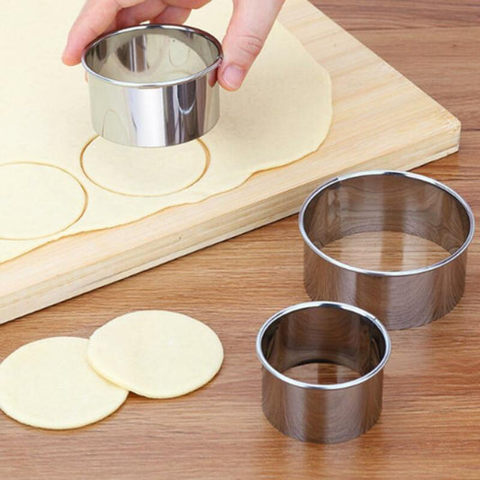 Round Stainless Steel Biscuit Cutter Three-Piece Set